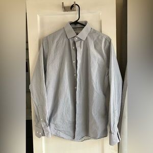 Calibrate Trim Fit Shirt in M/L